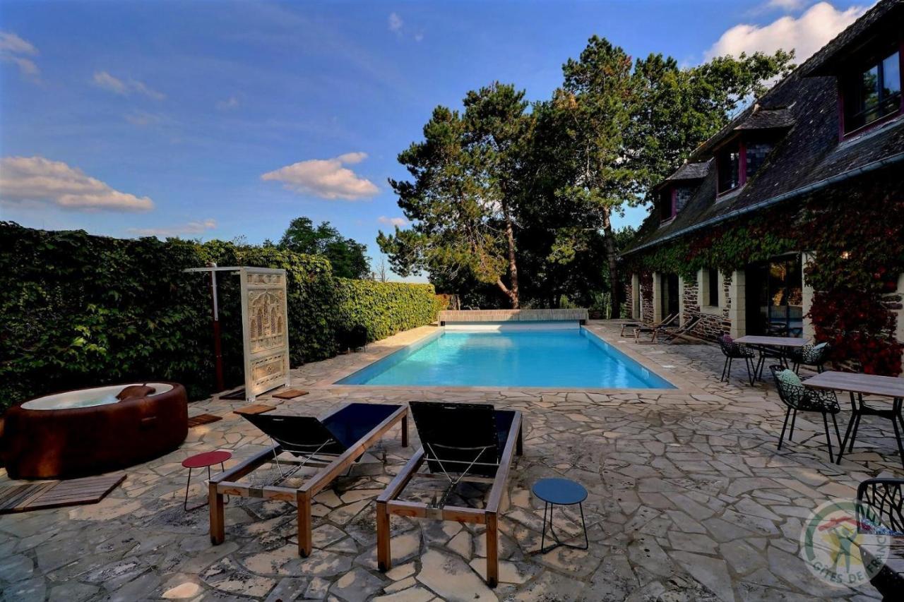 Bed and Breakfast Manoir de la droulinais à Bruz Extérieur photo